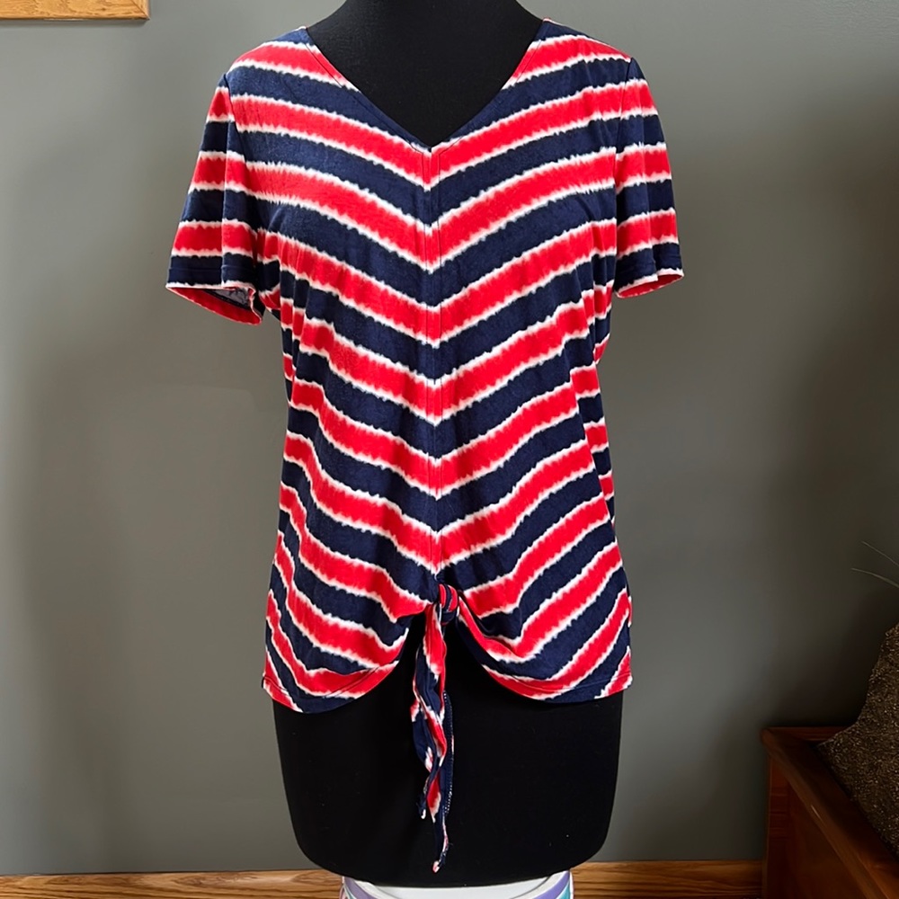 Jones New York tie dye tie front tee | M